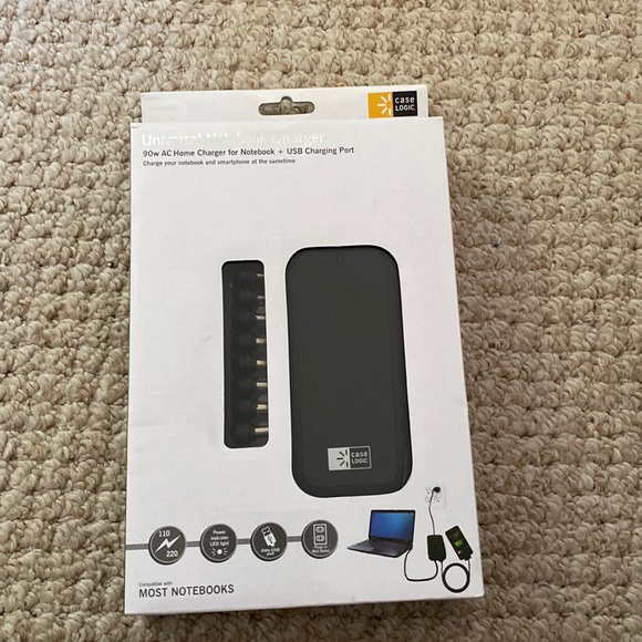 Universal Notebook Charger w/ charging port - Picture 1 of 3